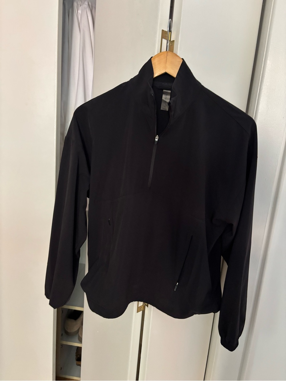 Aritzia TNA Black Quarter-Zip Activewear Jacket